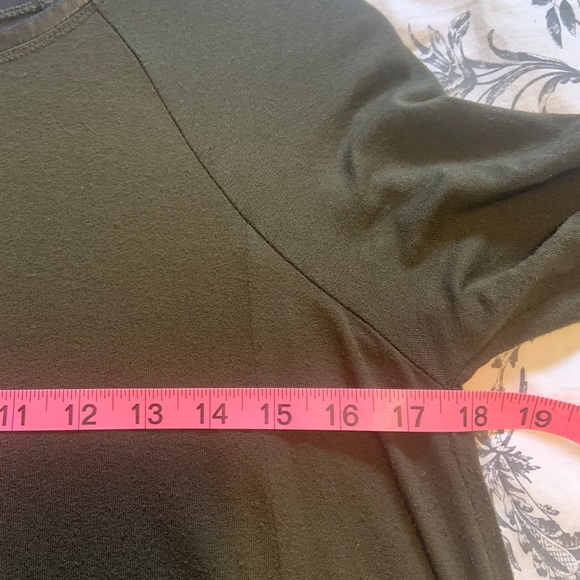 Zara lightweight sweater / tunic with faux leather neck trim - Picture 3 of 6